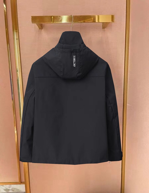 ブランドジャケット側面デザイン